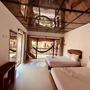 Amarbacalar , Bacalar Mexico